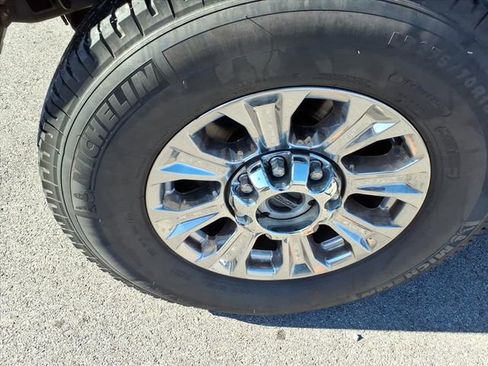 Certified 2018 Ford F250 XLT w/ XLT Premium Package image 15