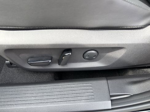 New 2026 Nissan Rogue SV AWD/4WD image 15