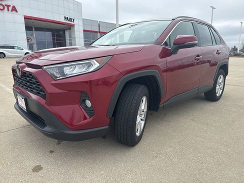 Certified 2019 Toyota RAV4 XLE w/ Convenience Package FWD image 6