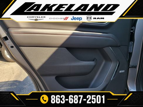 Used 2022 Chevrolet Tahoe RST w/ Luxury Package RWD image 10