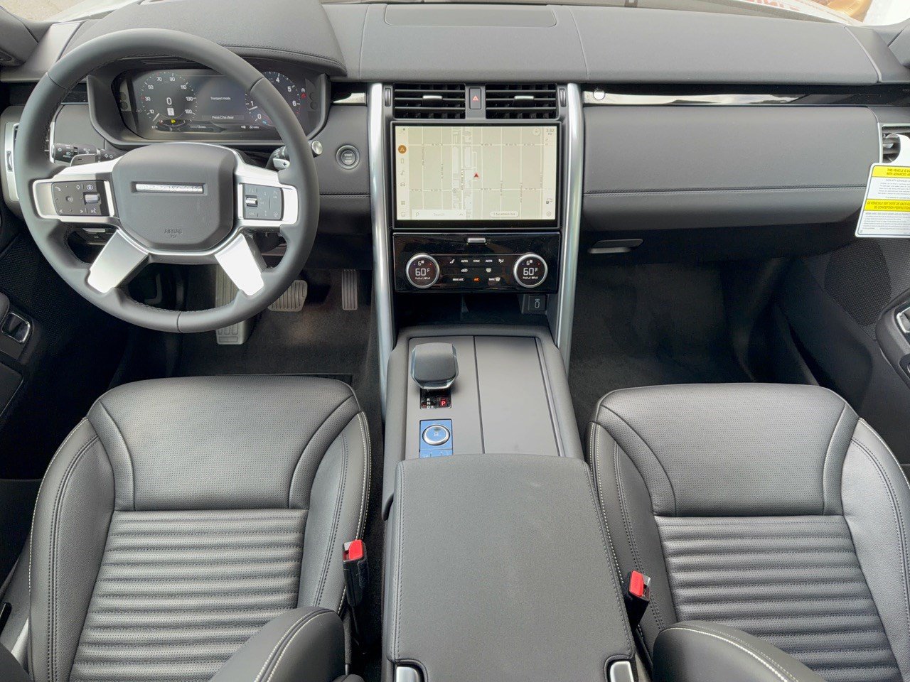 New 2026 Land Rover Discovery S AWD/4WD image 17