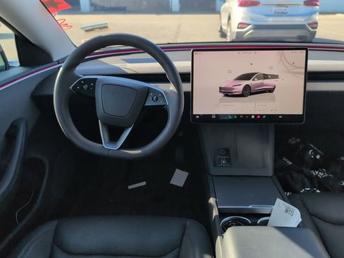 Used 2024 Tesla Model 3 Standard Range image 9