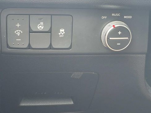 Used 2014 Kia Soul ! w/ Sun & Sound Package FWD image 31