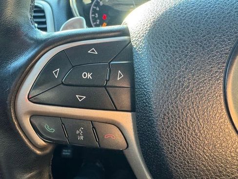 Used 2016 Jeep Grand Cherokee Laredo w/ Quick Order Package 23E RWD image 18