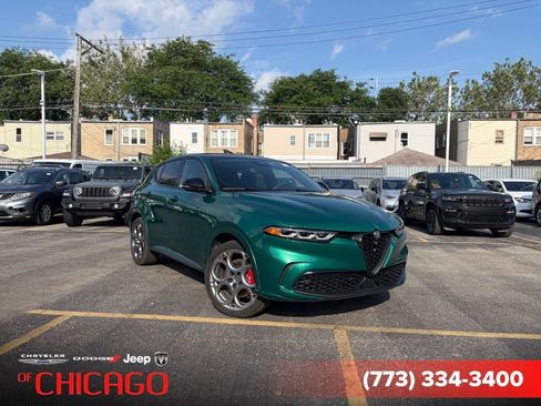 Used 2025 Alfa Romeo Tonale Tributo Italiano AWD/4WD image 1