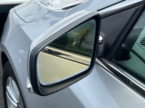 Used 2011 Buick LaCrosse CXL image 20