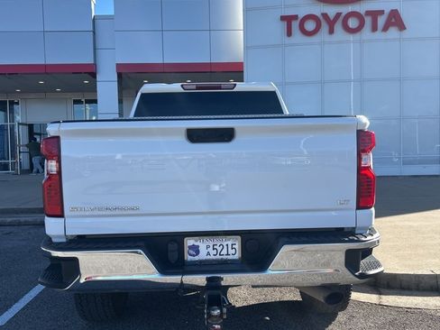 Used 2023 Chevrolet Silverado 2500 LT image 6