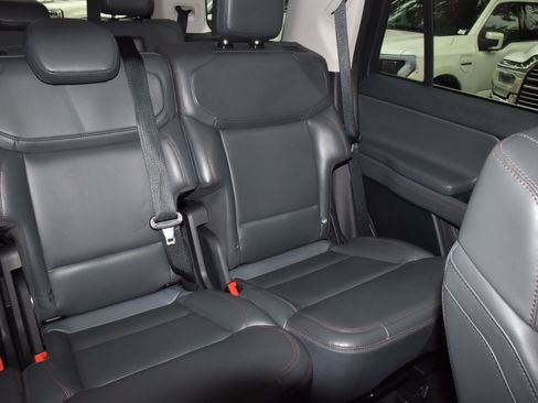 Certified 2025 Ford Expedition Active AWD/4WD image 22