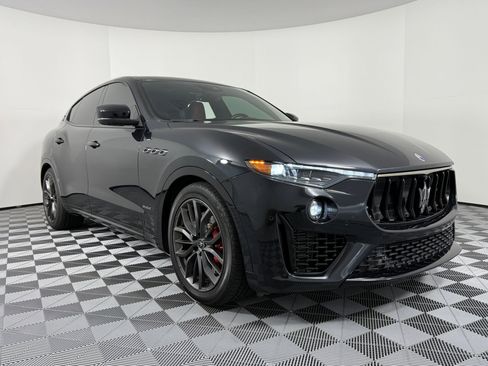 Used 2020 Maserati Levante S GranSport image 7