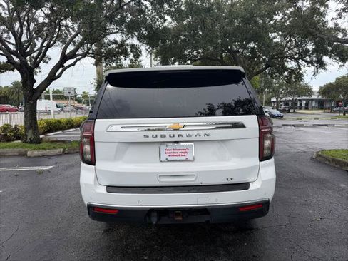 Used 2021 Chevrolet Suburban LT RWD image 6