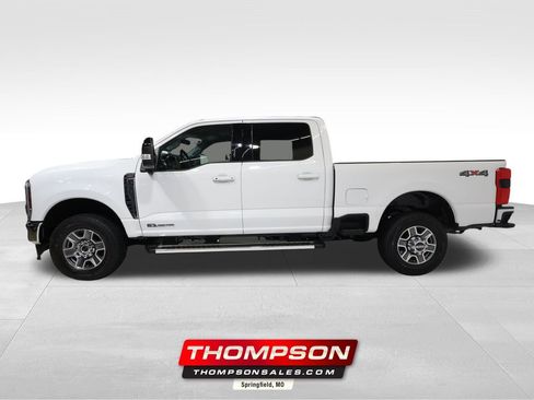 Used 2024 Ford F350 Lariat image 1