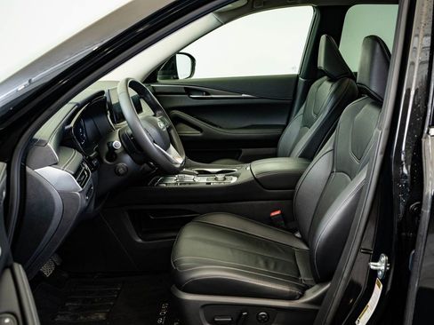 Used 2024 INFINITI QX60 Luxe AWD/4WD image 19