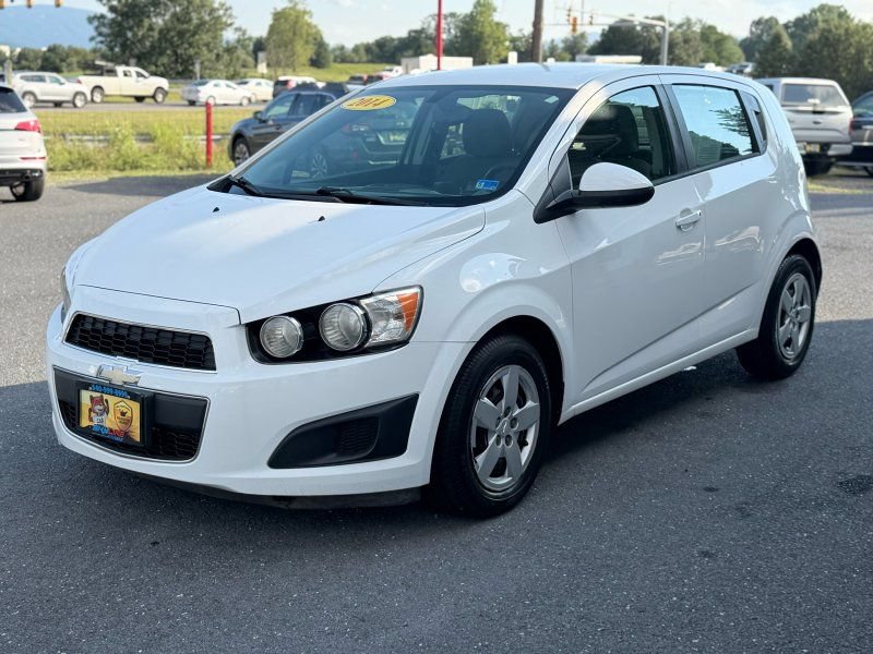 Used 2014 Chevrolet Sonic LS FWD image 2