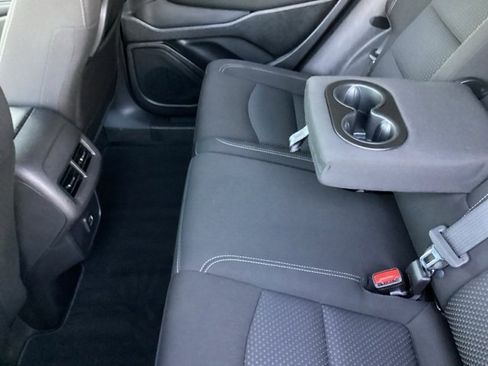 Used 2024 GMC Terrain SLE image 29