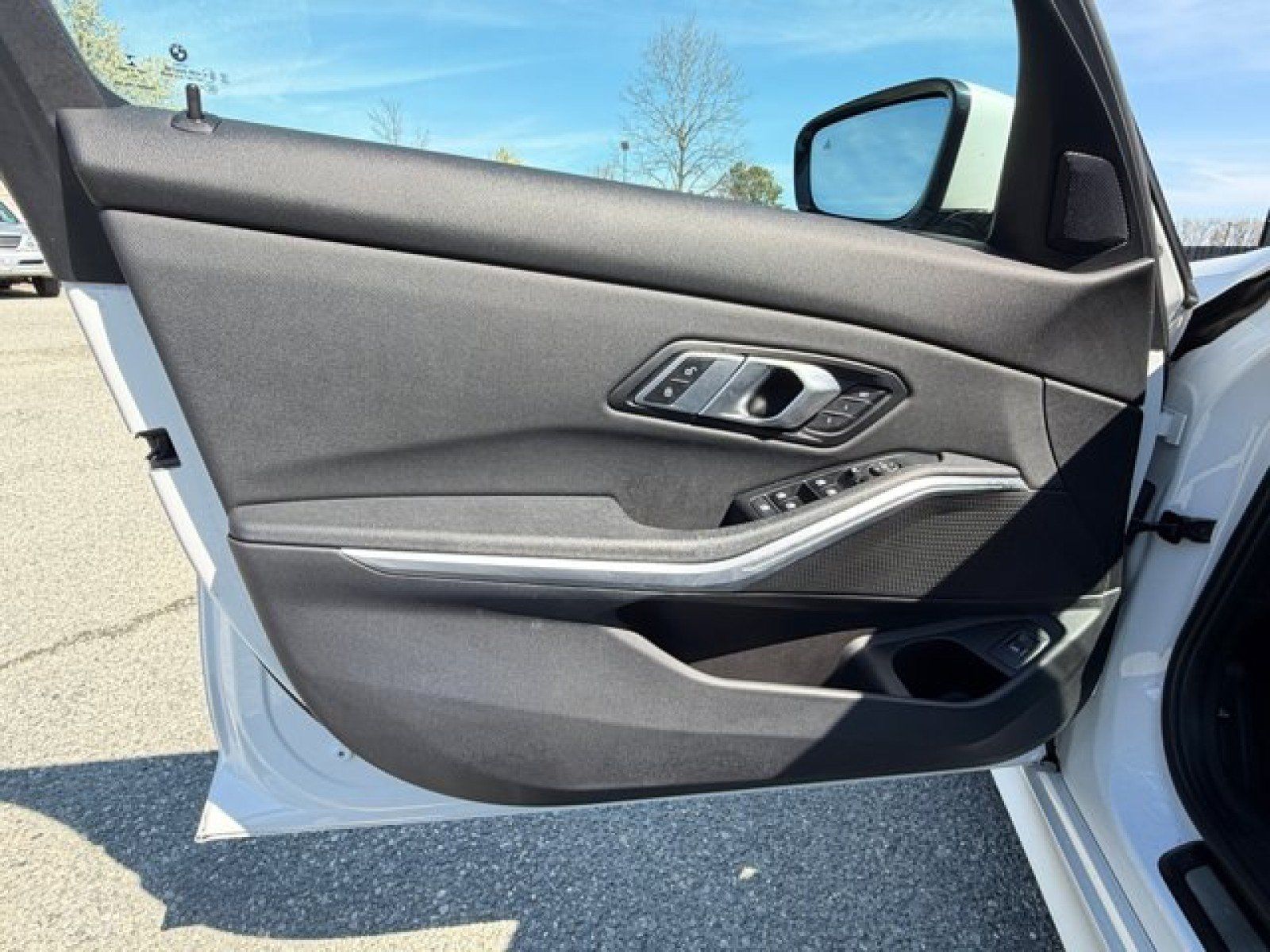 Used 2021 BMW 330i Sedan w/ Convenience Package RWD image 20