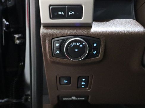 Used 2017 Ford F250 King Ranch w/ King Ranch Ultimate Package AWD/4WD image 43