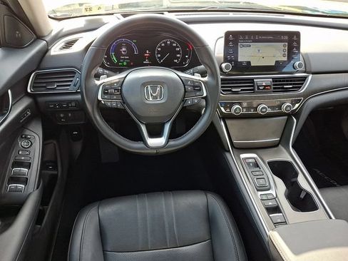 Used 2022 Honda Accord Touring image 12