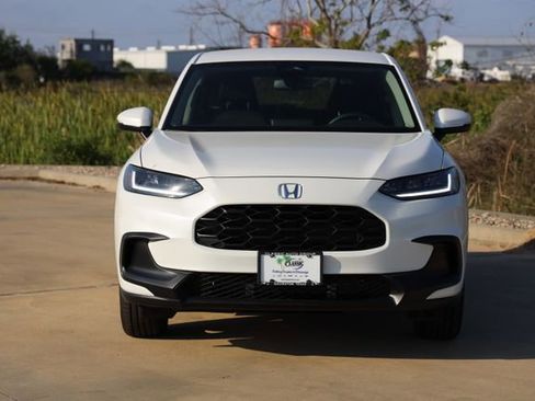 New 2026 Honda HR-V LX image 2