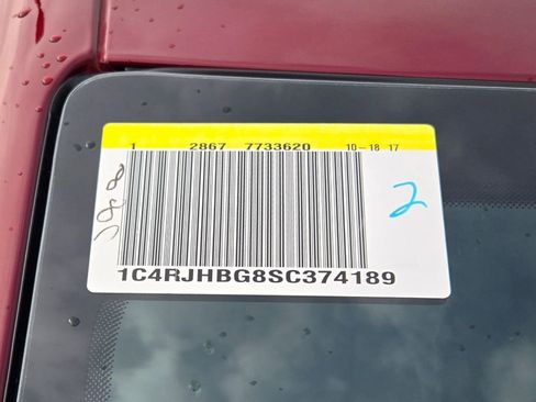 New 2025 Jeep Grand Cherokee Limited image 33