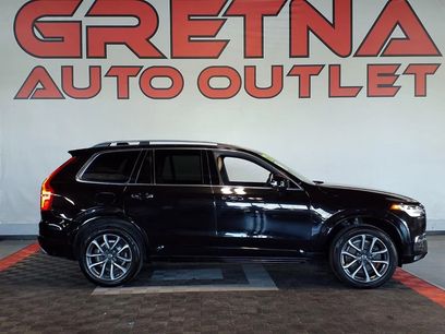 Used 2017 Volvo XC90 T6 Momentum w/ Vision Package