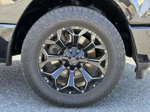 Used 2021 RAM 1500 Big Horn image 7