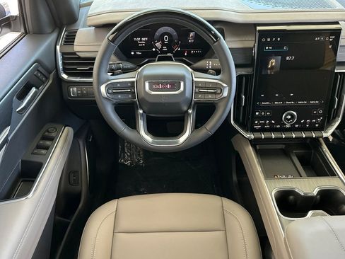 New 2025 GMC Acadia Elevation w/ Super Cruise Package image 15