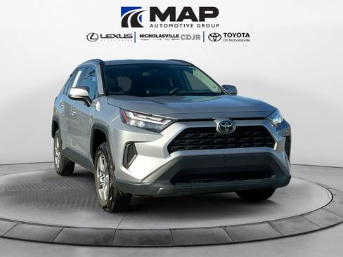 Used 2024 Toyota RAV4 XLE image 7