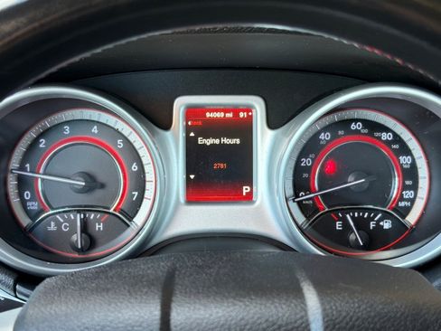 Used 2020 Dodge Journey SE w/ SE Popular Equipment Group FWD image 25