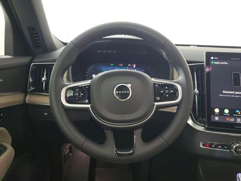 Certified 2026 Volvo XC90 B5 Core w/ Protection Package AWD/4WD image 19