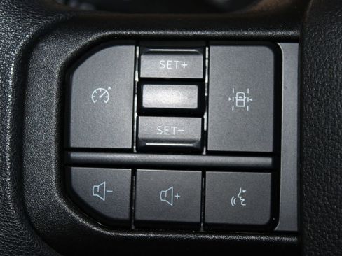 Used 2023 Ford F150 XLT AWD/4WD image 36