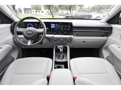 Used 2026 Hyundai Kona SE FWD image 10