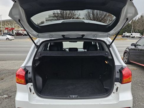 Used 2018 Mitsubishi Outlander Sport SEL image 8