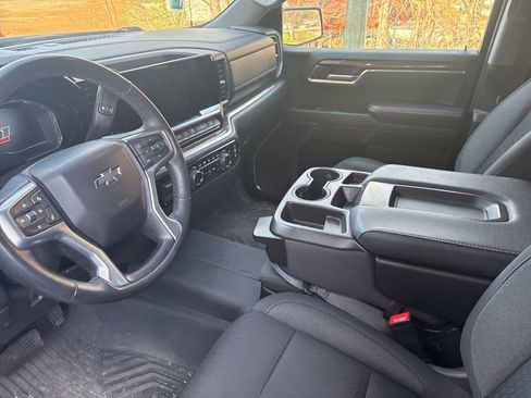 Used 2023 Chevrolet Silverado 1500 RST image 11
