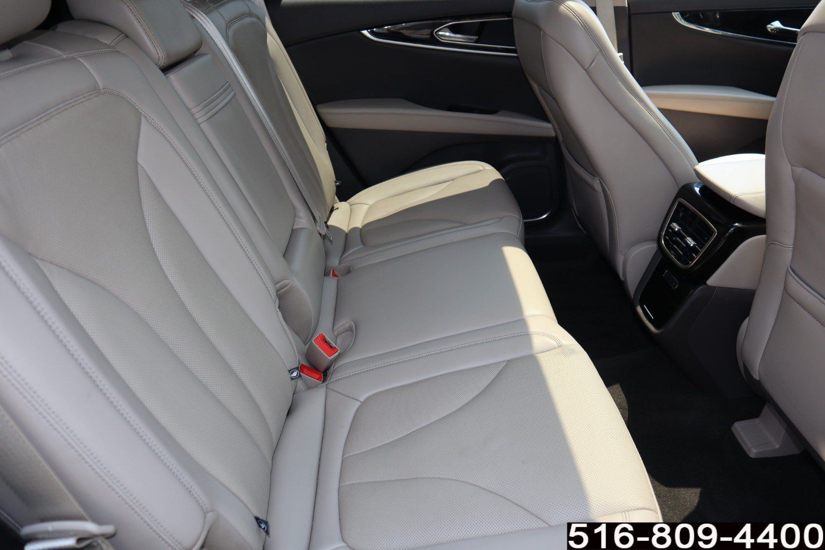 Used 2023 Lincoln Nautilus Reserve AWD/4WD image 22