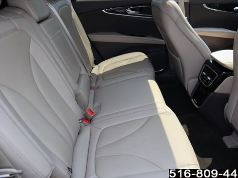 Used 2023 Lincoln Nautilus Reserve AWD/4WD image 22
