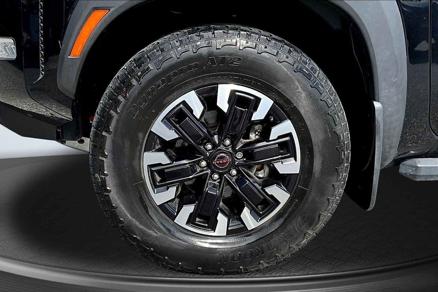 Used 2022 Nissan Frontier PRO-4X AWD/4WD image 30
