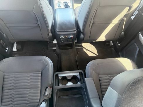 Certified 2021 Ford Explorer XLT RWD image 48