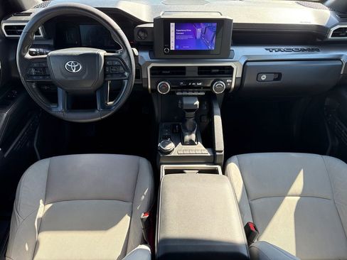Used 2024 Toyota Tacoma SR5 AWD/4WD image 12