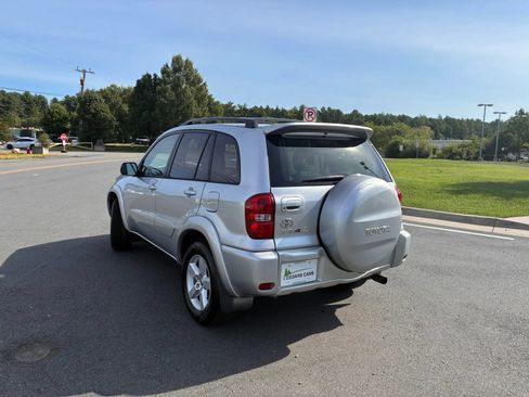 Used 2005 Toyota RAV4 4WD image 5