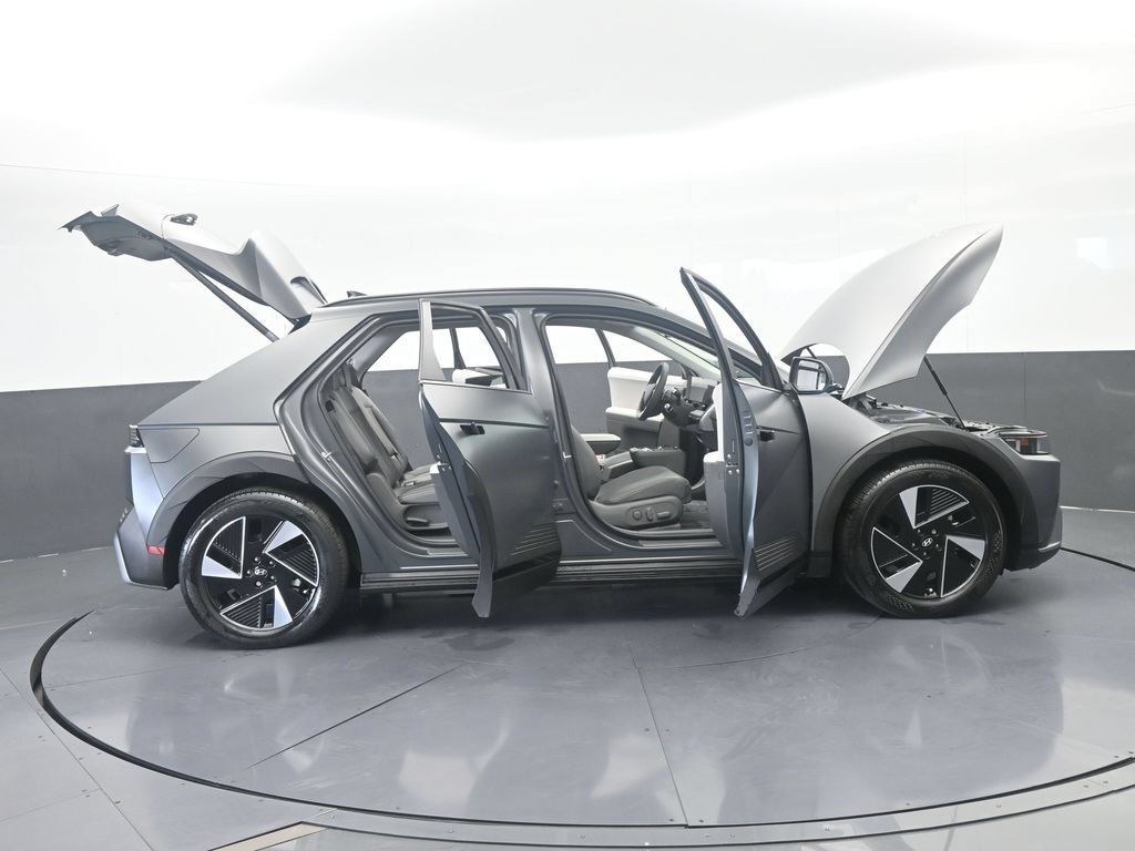 Used 2025 Hyundai Ioniq 5 SEL RWD image 80