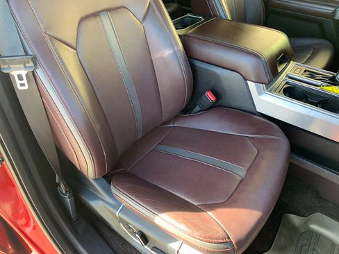 Used 2017 Ford F150 Platinum w/ Equipment Group 701A Luxury image 14