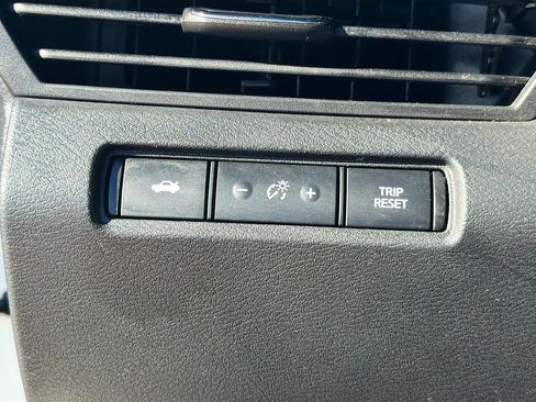 Used 2022 Nissan Altima 2.5 SR FWD image 30