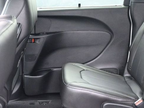 New 2026 Chrysler Voyager LX FWD image 23