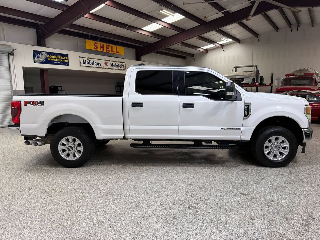 Used 2021 Ford F250 XLT w/ FX4 Off-Road Package AWD/4WD image 9