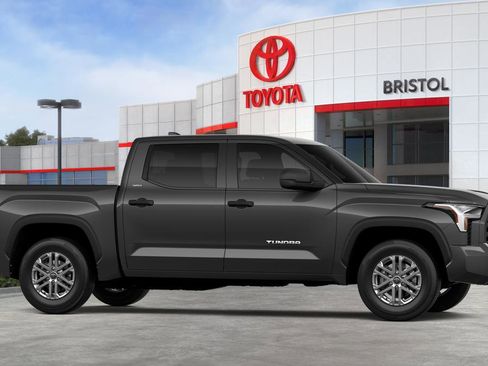 New 2026 Toyota Tundra SR5 AWD/4WD image 36