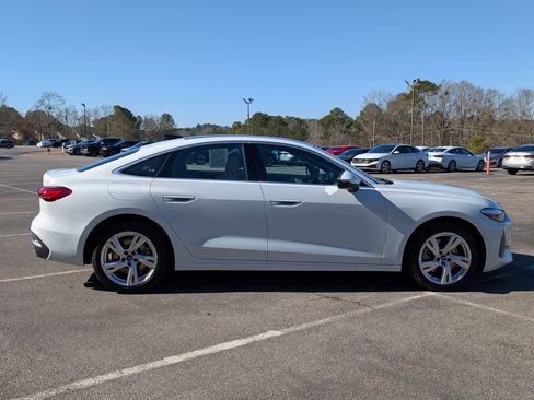 Used 2025 Audi A5 2.0T Premium w/ Convenience Package image 10