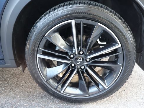 Certified 2023 INFINITI QX55 Essential image 14