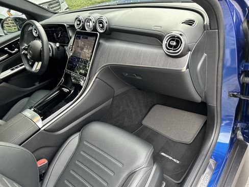 Certified 2025 Mercedes-Benz GLC 300 image 47