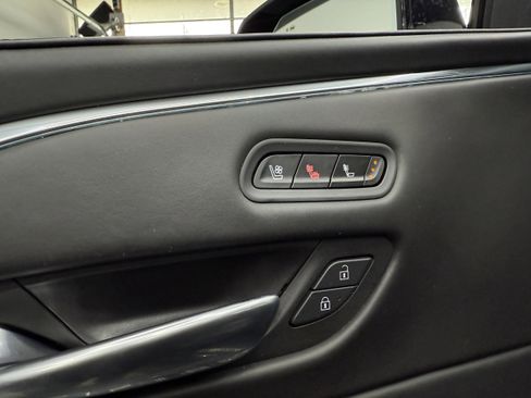 Used 2021 Cadillac Escalade Sport Platinum image 10