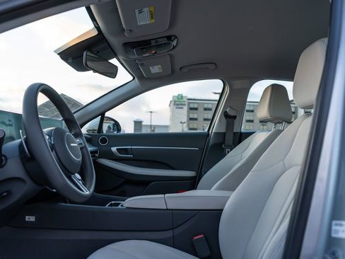 Certified 2025 Hyundai Sonata SEL image 22